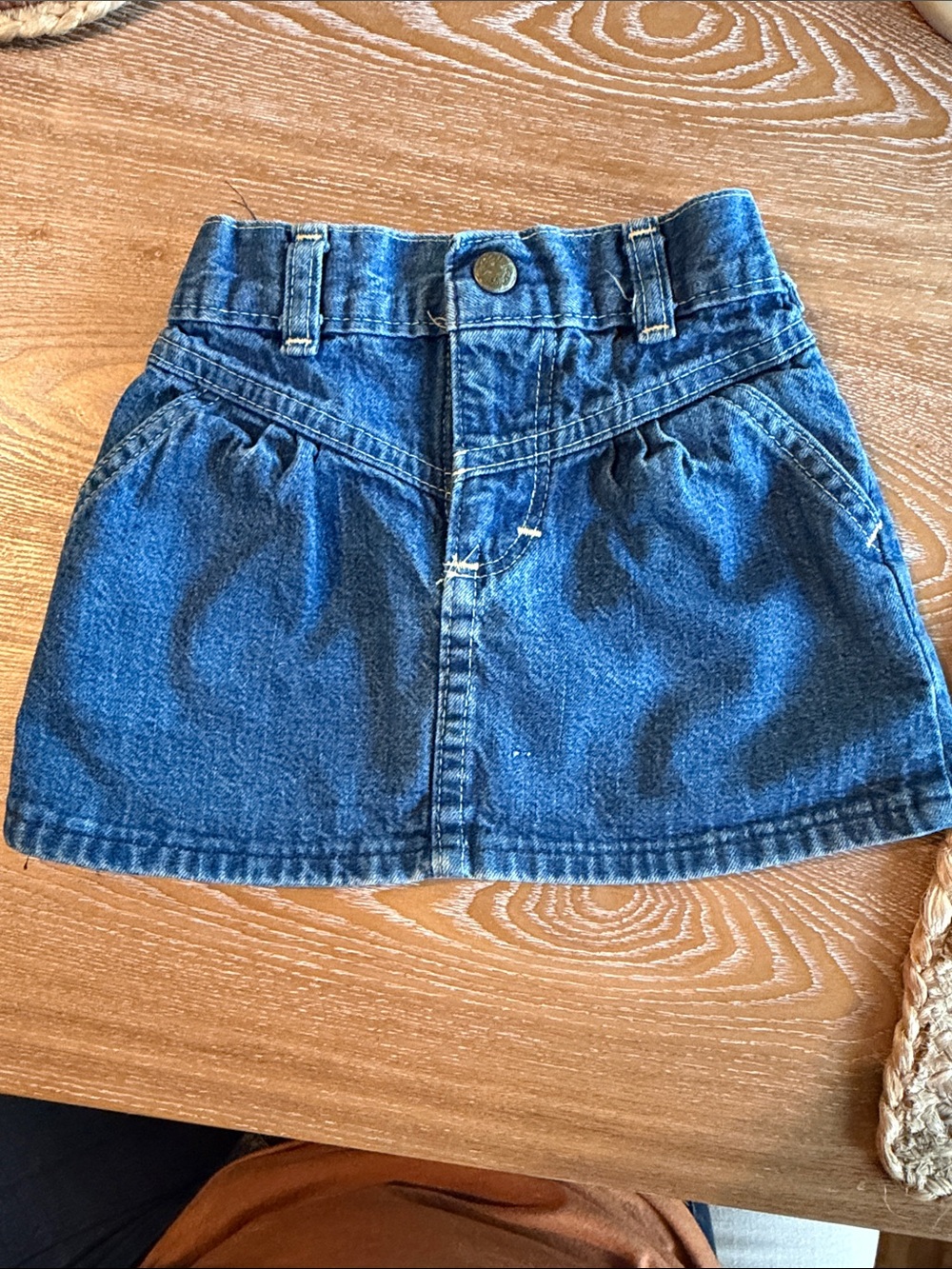 Classic OshKosh Blue Denim Skirt for Kids Sz 2T
